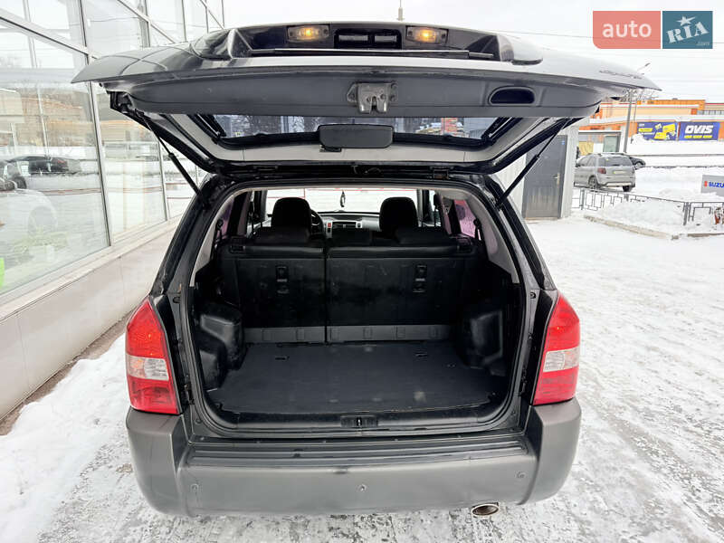 Внедорожник / Кроссовер Hyundai Tucson 2009 в Харькове