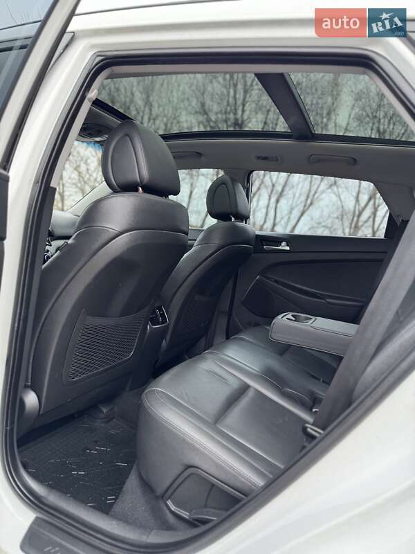 Позашляховик / Кросовер Hyundai Tucson 2017 в Києві фото 28 Позашляховик / Кросовер Hyundai Tucson 2017 в Києві