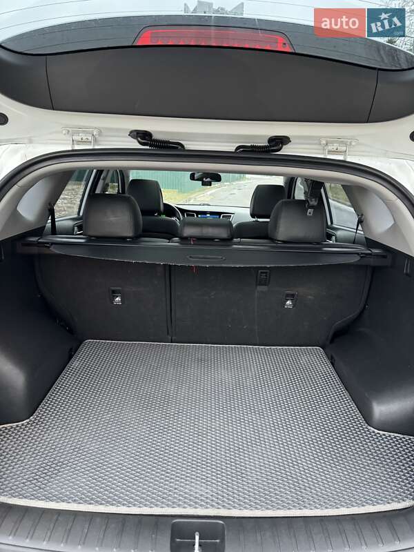 Позашляховик / Кросовер Hyundai Tucson 2017 в Києві фото 33 Позашляховик / Кросовер Hyundai Tucson 2017 в Києві