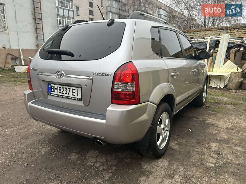 Внедорожник / Кроссовер Hyundai Tucson 2005 в Бахмаче фото 6 Внедорожник / Кроссовер Hyundai Tucson 2005 в Бахмаче