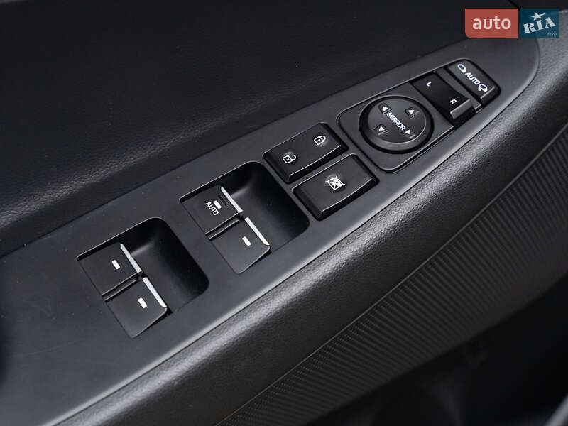 Позашляховик / Кросовер Hyundai Tucson 2019 в Одесі