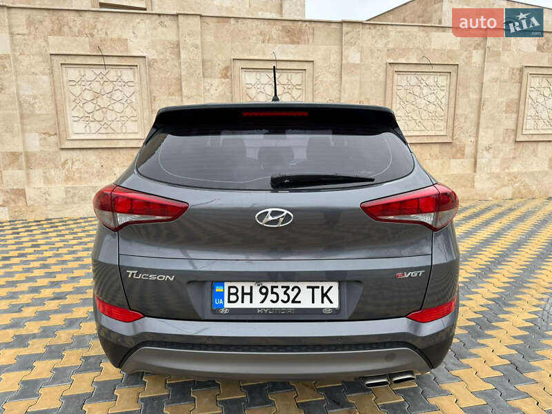 Внедорожник / Кроссовер Hyundai Tucson 2016 в Одессе