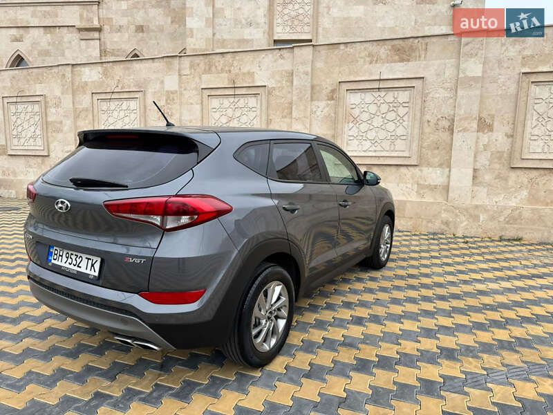 Внедорожник / Кроссовер Hyundai Tucson 2016 в Одессе