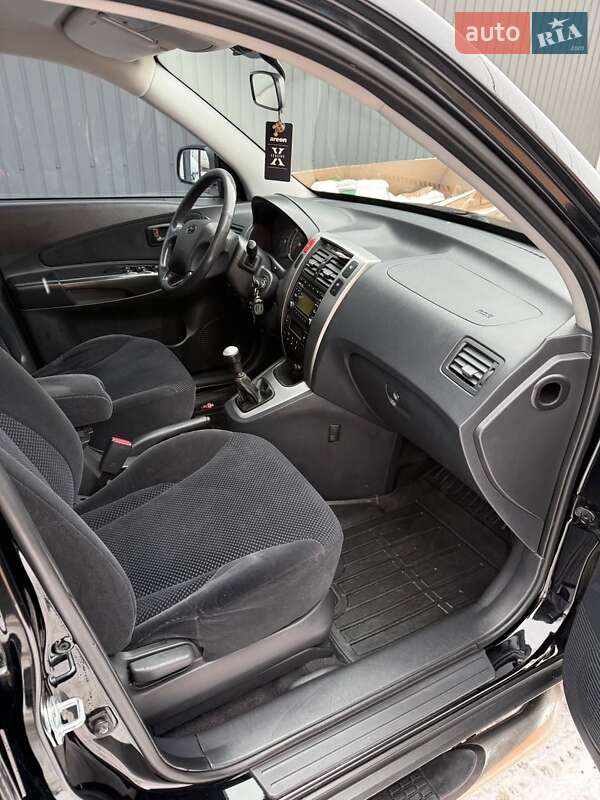 Внедорожник / Кроссовер Hyundai Tucson 2008 в Сокале