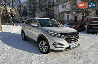 Внедорожник / Кроссовер Hyundai Tucson 2016 в Черновцах