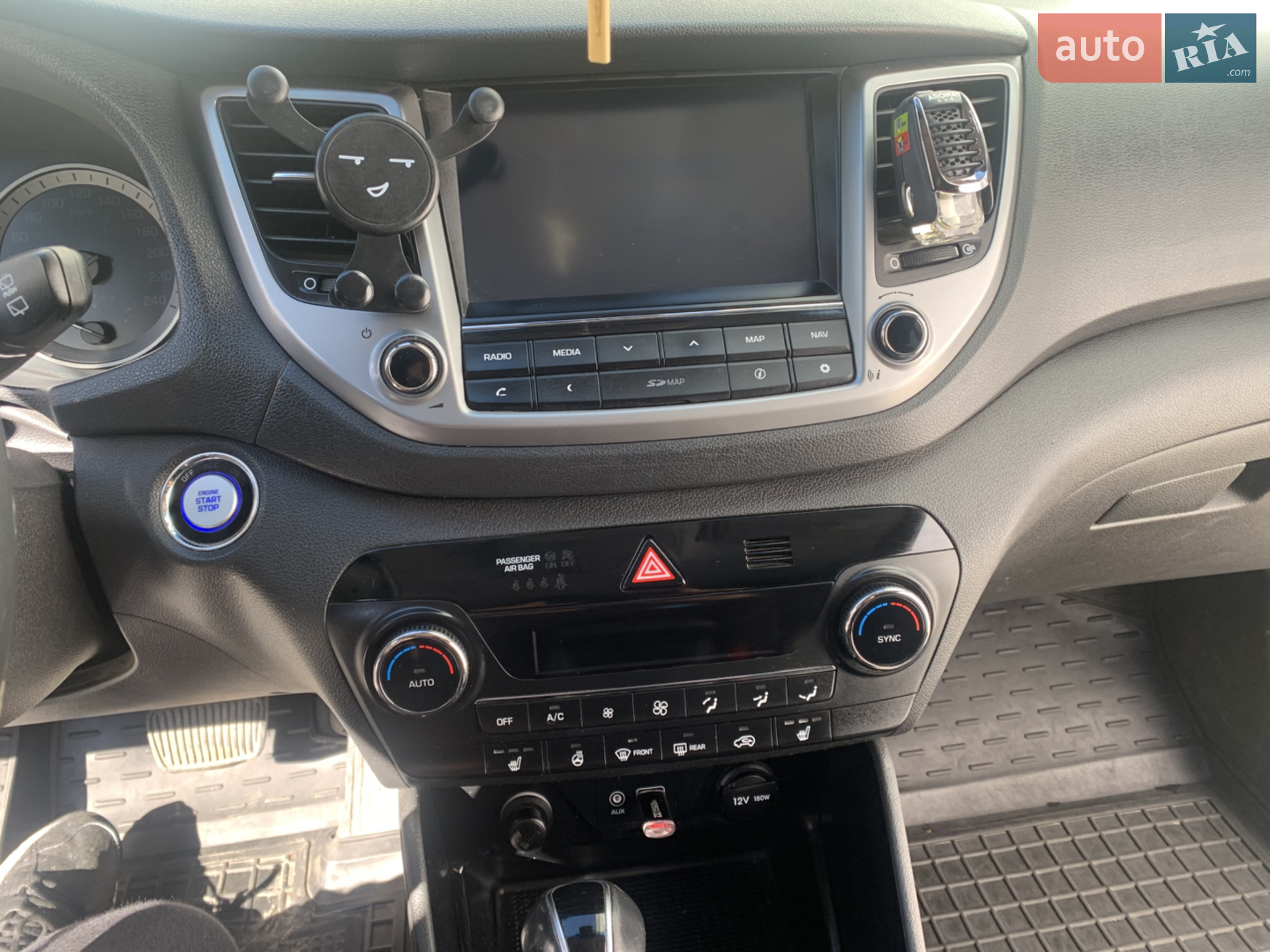 2017 Hyundai Tucson - мініатюра 16