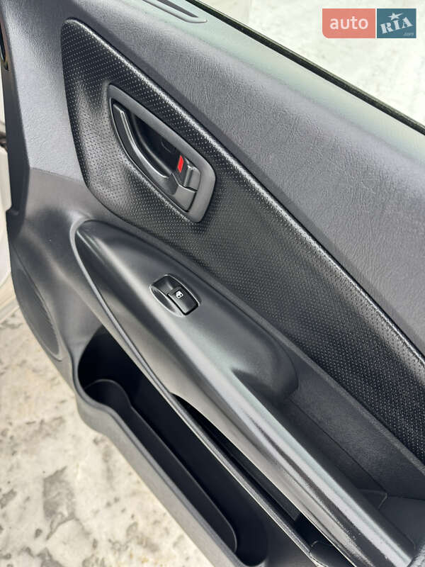 Позашляховик / Кросовер Hyundai Tucson 2009 в Слобожанському фото 56 Позашляховик / Кросовер Hyundai Tucson 2009 в Слобожанському