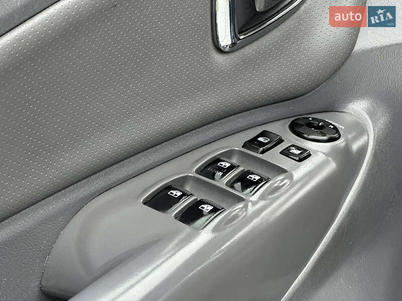 Внедорожник / Кроссовер Hyundai Tucson 2007 в Шпикове