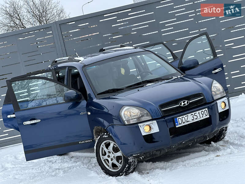 Внедорожник / Кроссовер Hyundai Tucson 2007 в Шпикове