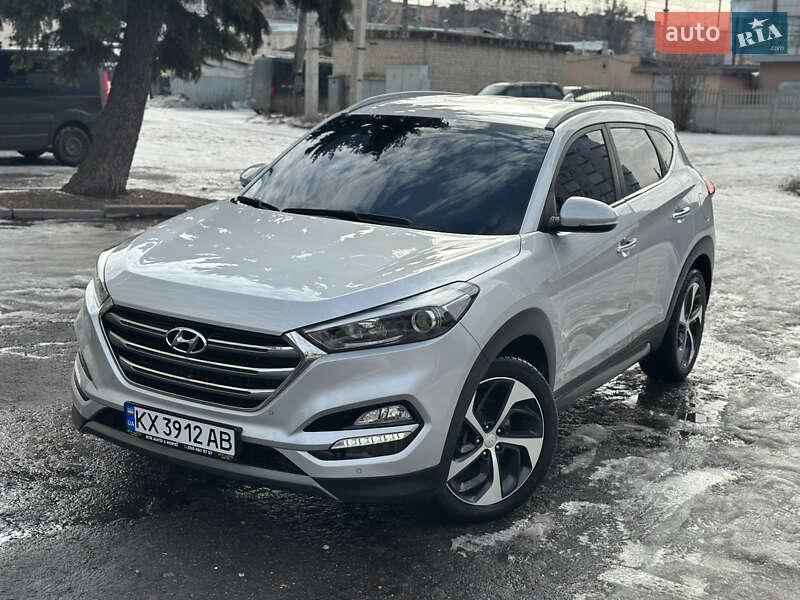 Внедорожник / Кроссовер Hyundai Tucson 2015 в Харькове