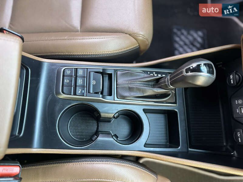 Внедорожник / Кроссовер Hyundai Tucson 2015 в Харькове