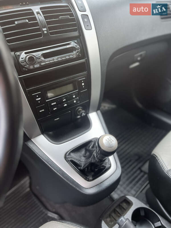 Внедорожник / Кроссовер Hyundai Tucson 2006 в Днепре фото 31 Внедорожник / Кроссовер Hyundai Tucson 2006 в Днепре