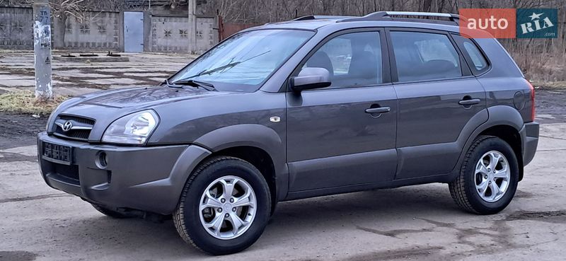 Внедорожник / Кроссовер Hyundai Tucson 2008 в Желтых Водах фото 2 Внедорожник / Кроссовер Hyundai Tucson 2008 в Желтых Водах