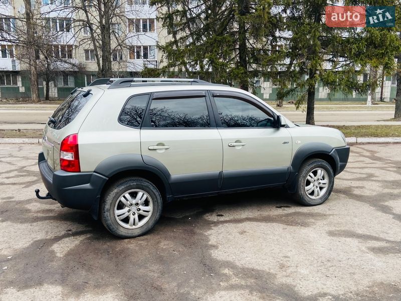 Внедорожник / Кроссовер Hyundai Tucson 2008 в Каменском