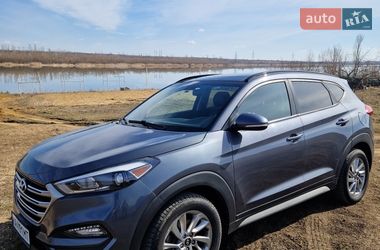 Позашляховик / Кросовер Hyundai Tucson 2017 в Теплодарі