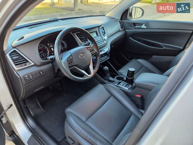 Внедорожник / Кроссовер Hyundai Tucson 2016 в Одессе
