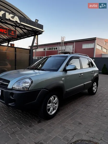 Hyundai Tucson