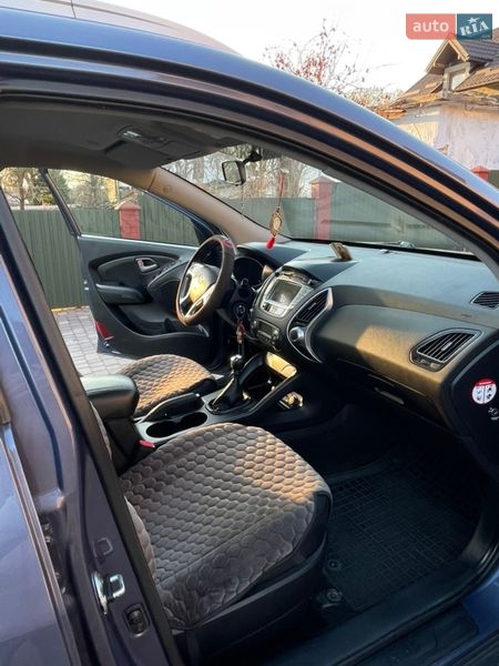 Позашляховик / Кросовер Hyundai Tucson 2011 в Львові фото 13 Позашляховик / Кросовер Hyundai Tucson 2011 в Львові