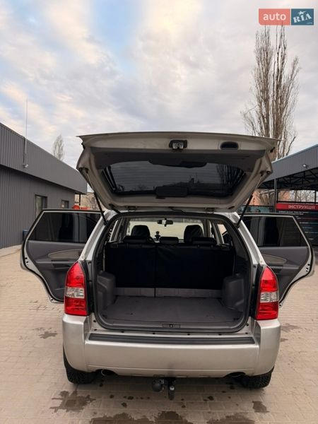 Внедорожник / Кроссовер Hyundai Tucson 2004 в Раздельной