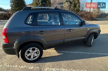 Внедорожник / Кроссовер Hyundai Tucson 2009 в Калиновке