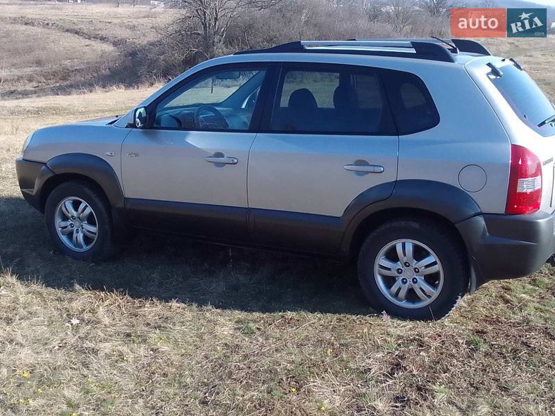 Внедорожник / Кроссовер Hyundai Tucson 2007 в Харькове