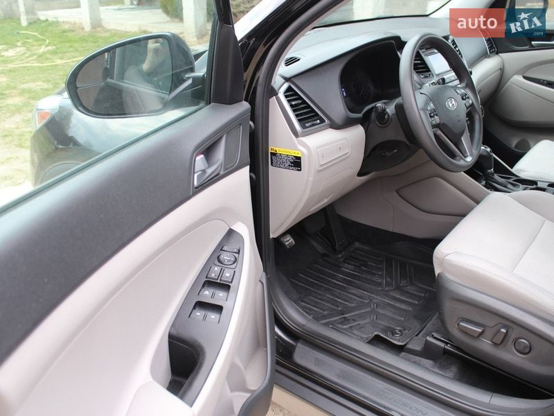Внедорожник / Кроссовер Hyundai Tucson 2016 в Львове