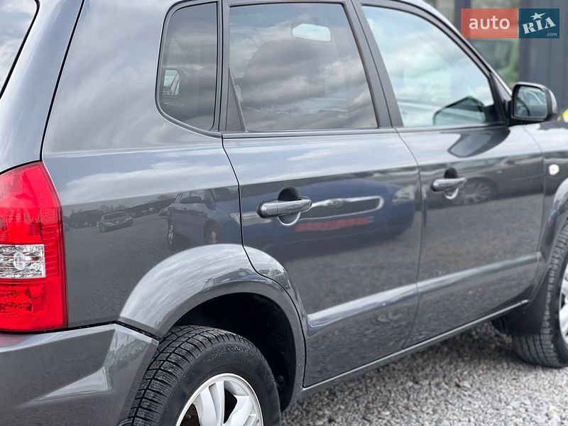 Внедорожник / Кроссовер Hyundai Tucson 2009 в Староконстантинове