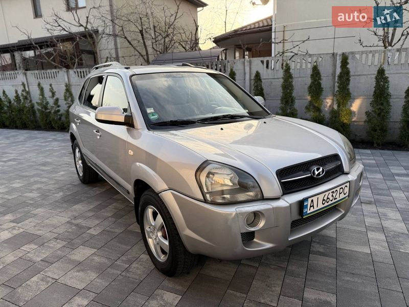 Внедорожник / Кроссовер Hyundai Tucson 2004 в Ровно