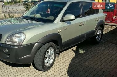 Позашляховик / Кросовер Hyundai Tucson 2005 в Ужгороді
