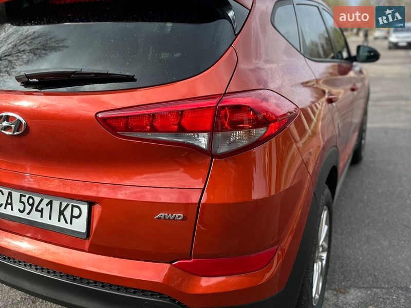 Позашляховик / Кросовер Hyundai Tucson 2016 в Умані