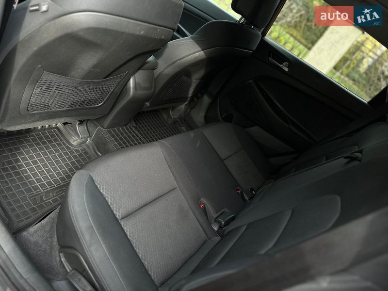 Позашляховик / Кросовер Hyundai Tucson 2016 в Умані