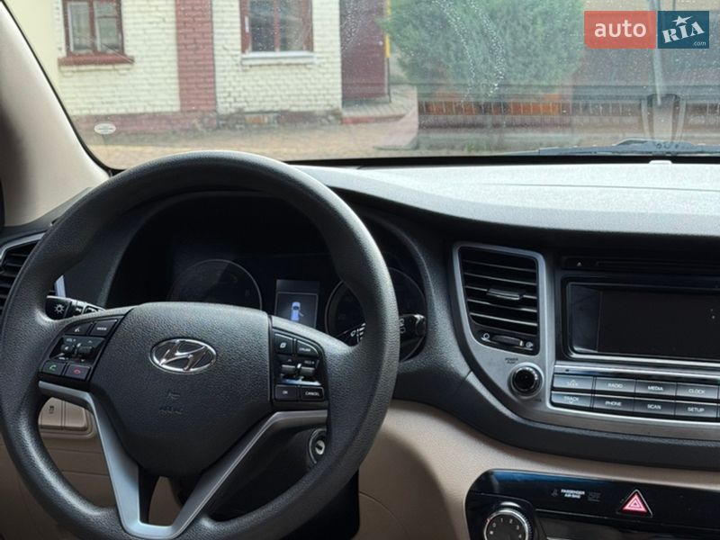 Внедорожник / Кроссовер Hyundai Tucson 2016 в Киеве фото 25 Внедорожник / Кроссовер Hyundai Tucson 2016 в Киеве