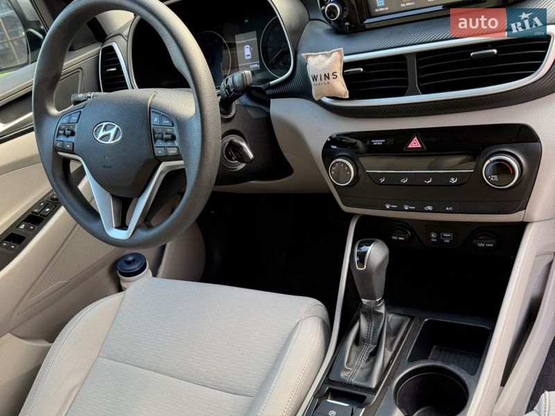 Внедорожник / Кроссовер Hyundai Tucson 2019 в Ужгороде фото 5 Внедорожник / Кроссовер Hyundai Tucson 2019 в Ужгороде