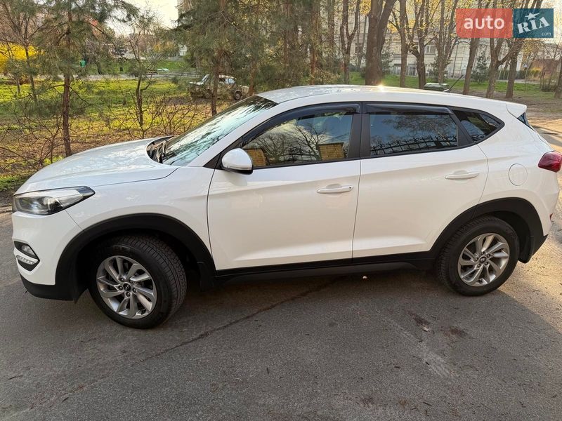 Внедорожник / Кроссовер Hyundai Tucson 2016 в Киеве фото 10 Внедорожник / Кроссовер Hyundai Tucson 2016 в Киеве