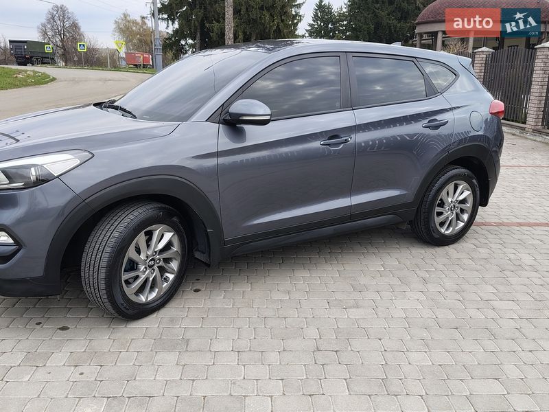 Позашляховик / Кросовер Hyundai Tucson 2016 в Старокостянтинові