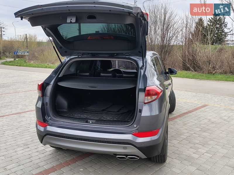 Позашляховик / Кросовер Hyundai Tucson 2016 в Старокостянтинові