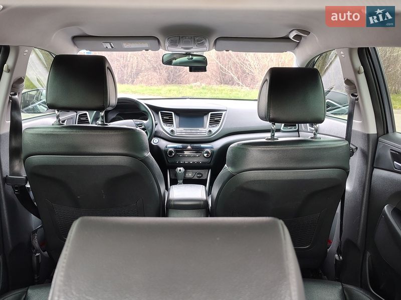 Позашляховик / Кросовер Hyundai Tucson 2016 в Старокостянтинові