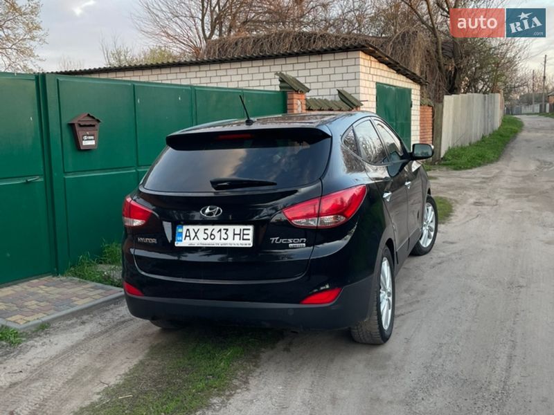 Внедорожник / Кроссовер Hyundai Tucson 2012 в Харькове