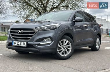 Позашляховик / Кросовер Hyundai Tucson 2017 в Києві