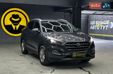 Внедорожник / Кроссовер Hyundai Tucson 2015 в Черновцах