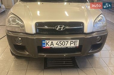 Позашляховик / Кросовер Hyundai Tucson 2008 в Києві