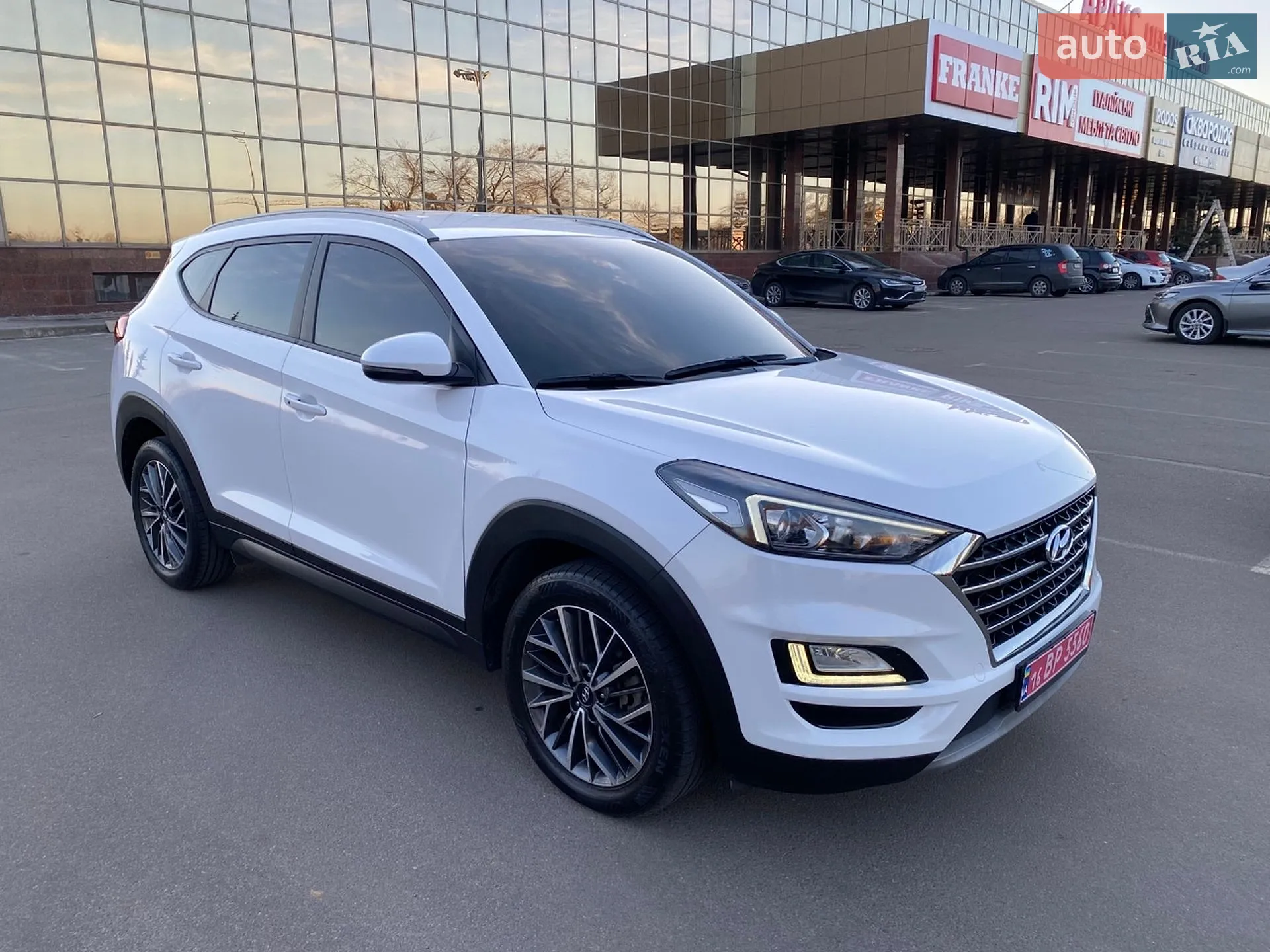 2018 Hyundai Tucson - фото 1