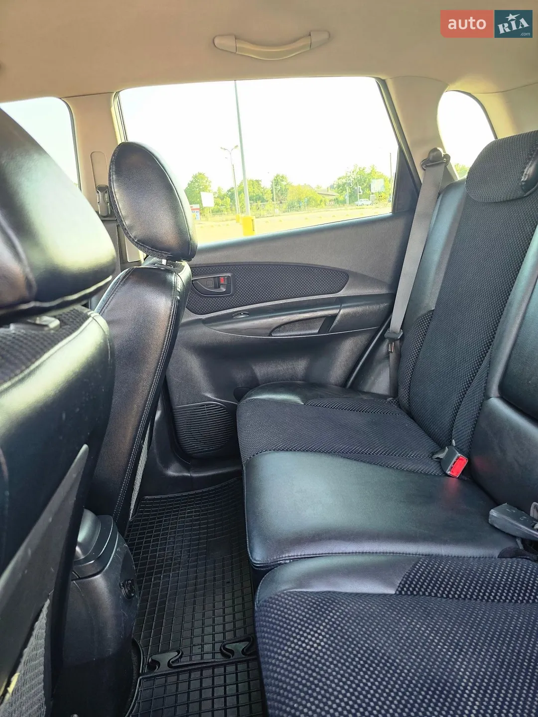2011 Hyundai Tucson - мініатюра 8