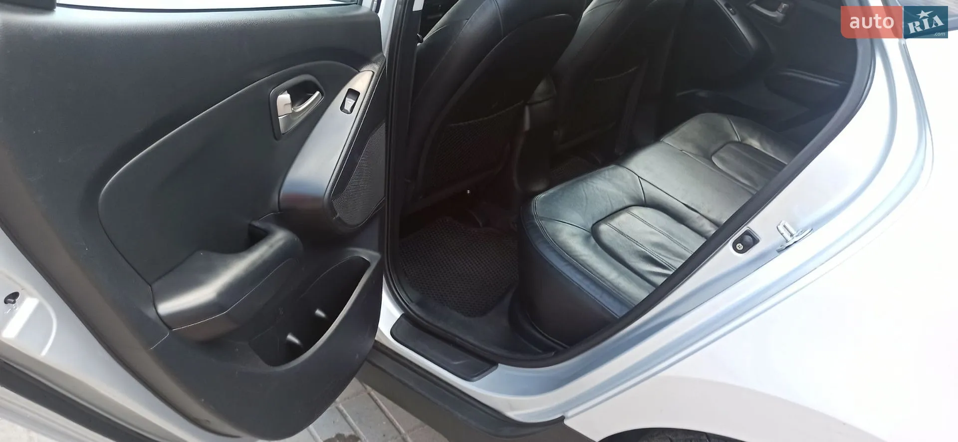 2010 Hyundai Tucson - мініатюра 10