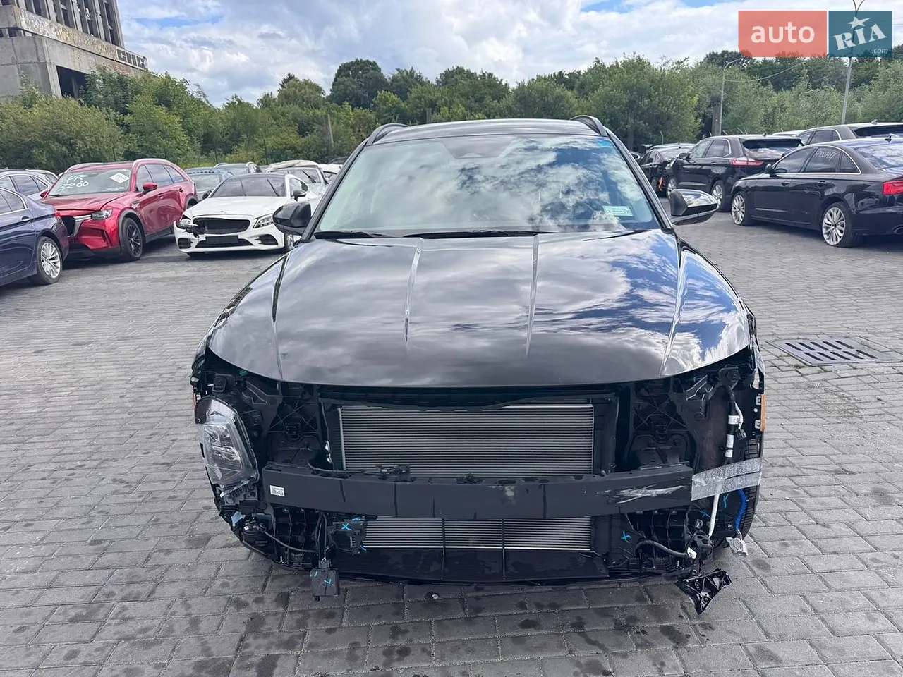 2025 Tesla Model Y - мініатюра 24