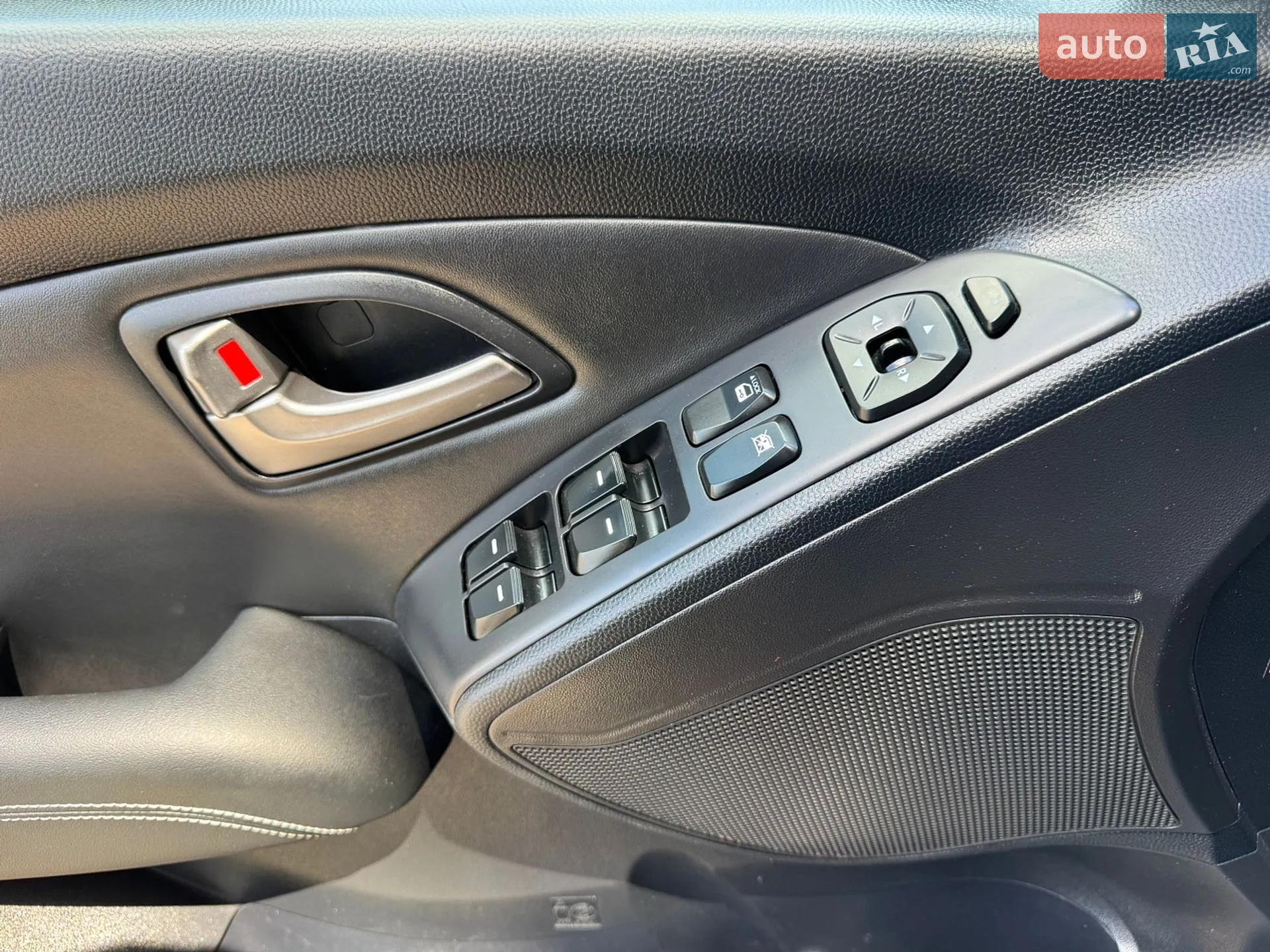 2010 Hyundai Tucson - мініатюра 75