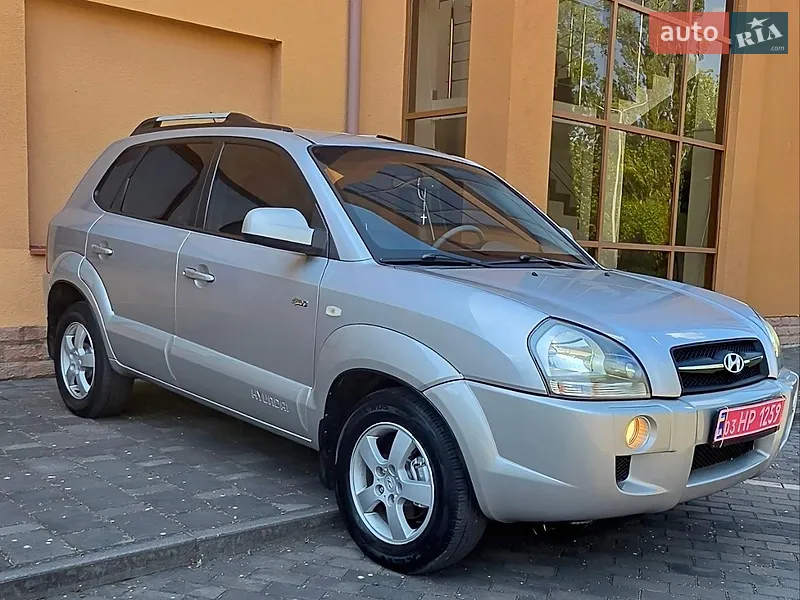 Hyundai Tucson 2005 VIN KMHJN81VP5U233596 фото оголошення 3 з 70