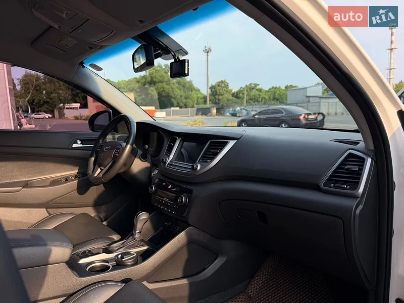 Hyundai Tucson 2016 VIN KMHJ381ABHU210346 фото оголошення 37 з 95