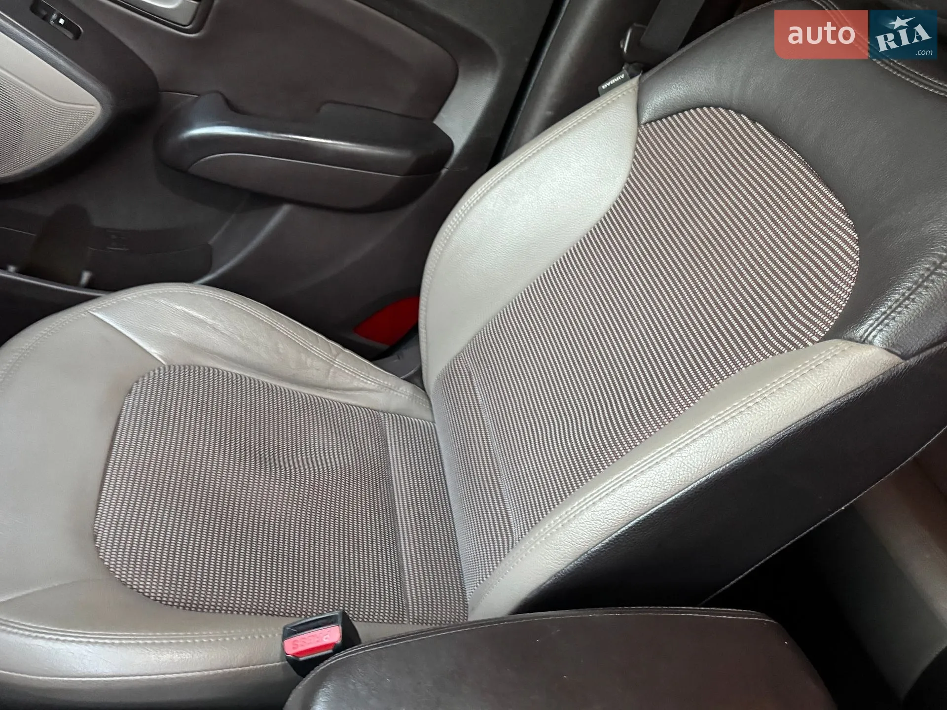2012 Hyundai Tucson - мініатюра 2