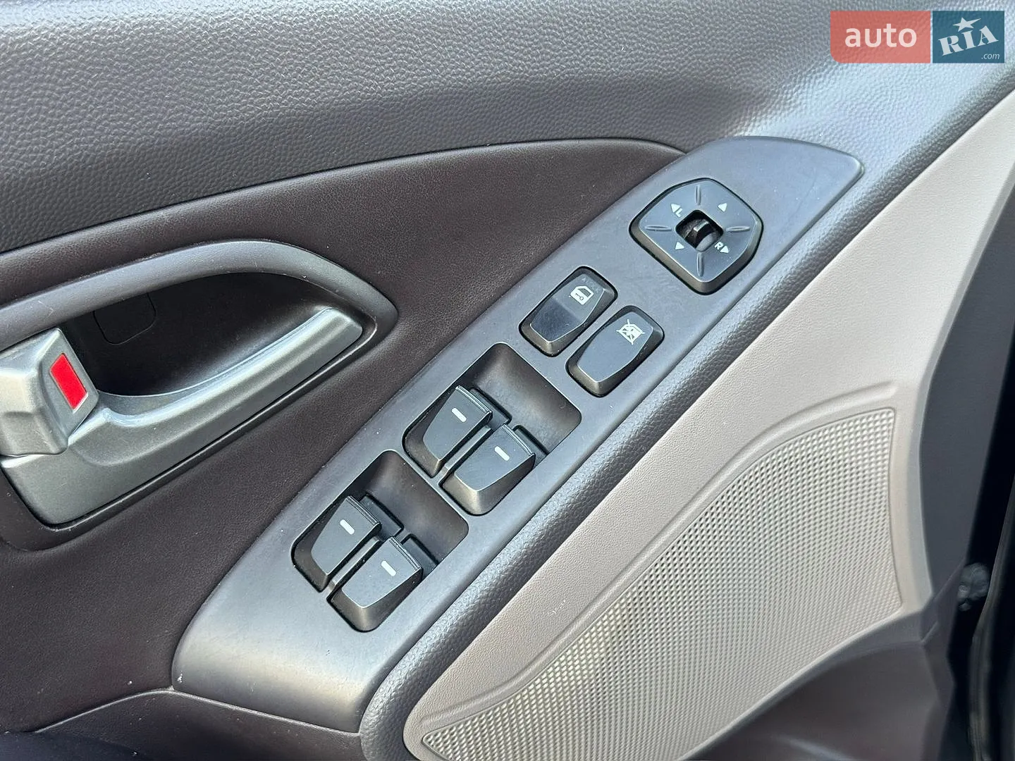 2012 Hyundai Tucson - мініатюра 25
